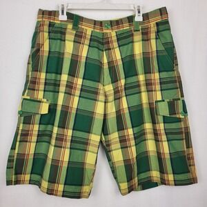 Koman Vintage Mens XL Cargo Shorts Green Plaid Y2K Retro 36 38 Skate Gorpcore